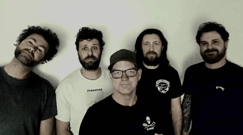 THE SCABBY KNEES © THE SCABBY KNEES