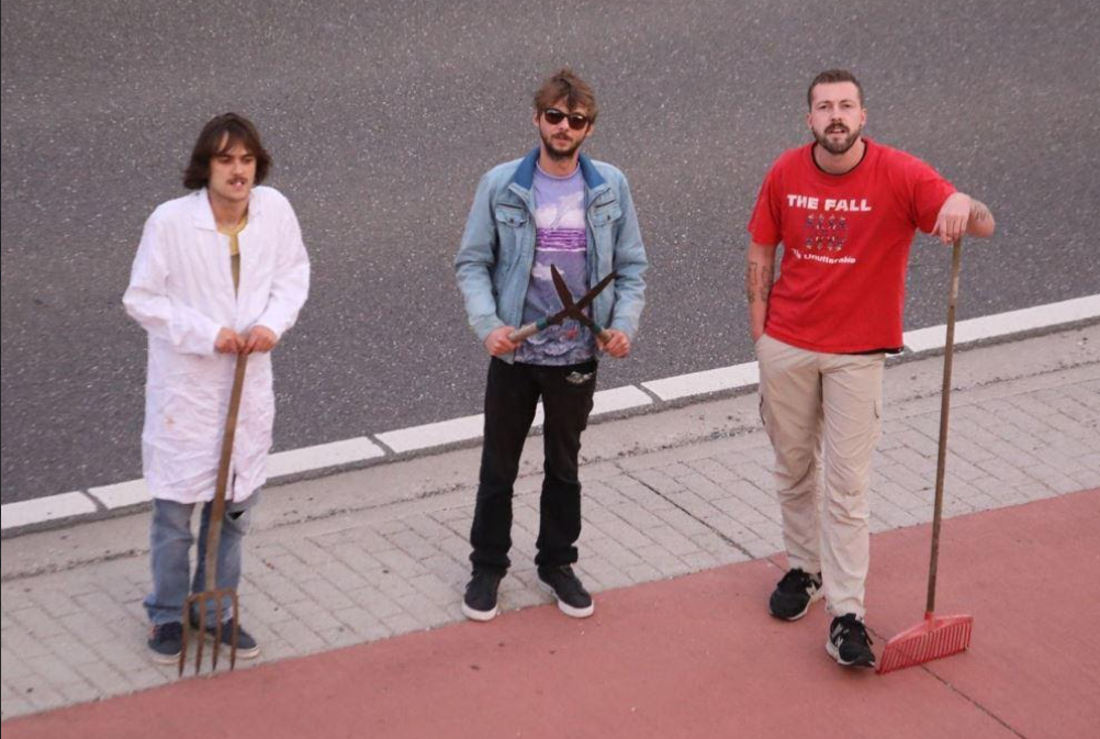 HUGS OF THE SKY © HUGS OF THE SKY