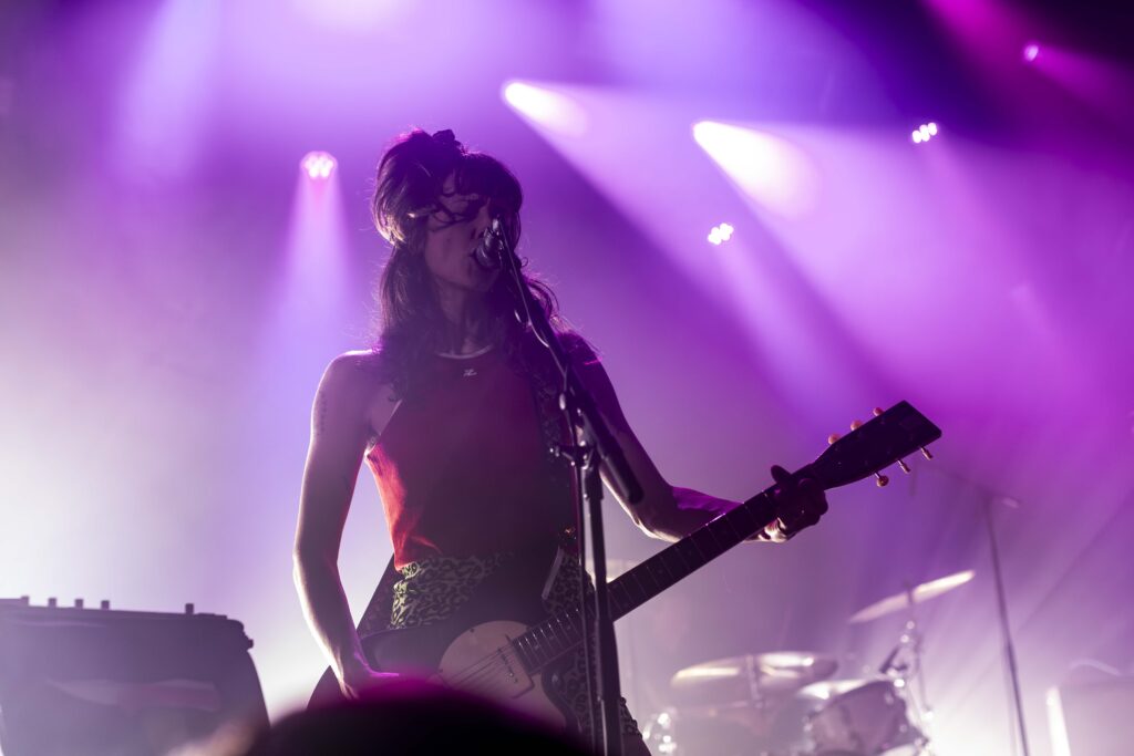 TROPICAL FUCK STORM © Kris Van Den Bossche