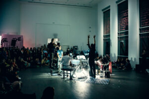 Need Company © Björn Comhaire