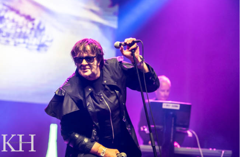 A SPLIT SECOND © Karim Hamid