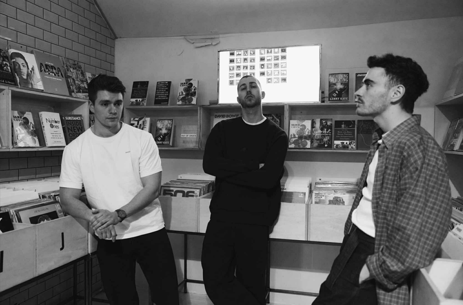 PIXIEDUST © PIXIEDUST