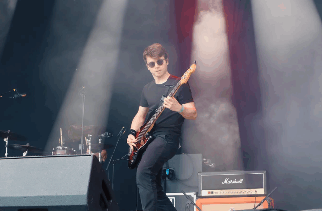 STIJN VANDERROOST (SUSTAIN) © SUSTAIN