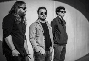 TROUBLED WATER © Arianne Verriest