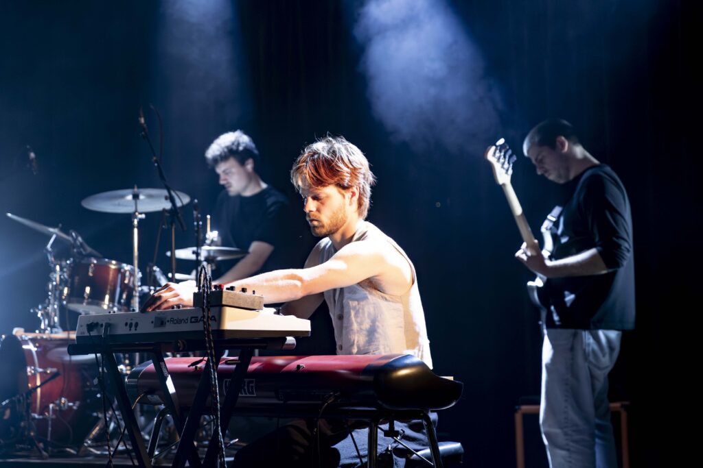 GALAN GALAN © Kris Van Den Bossche