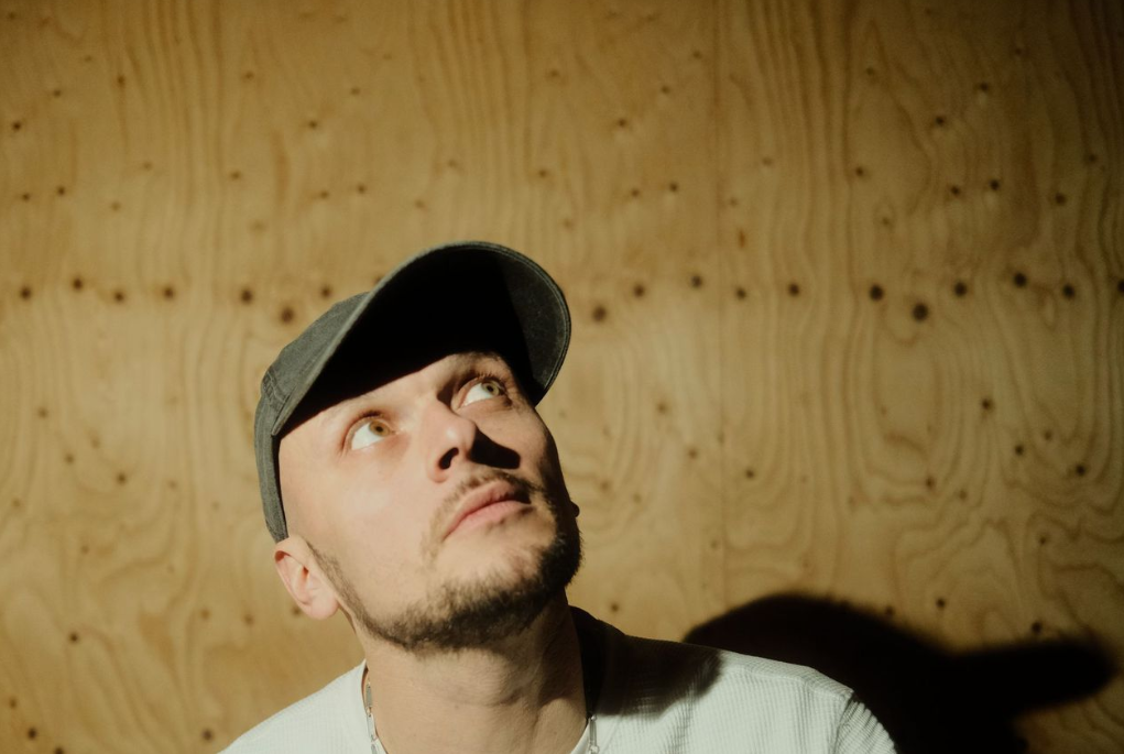 CHILLOW © Lewis Prempeh