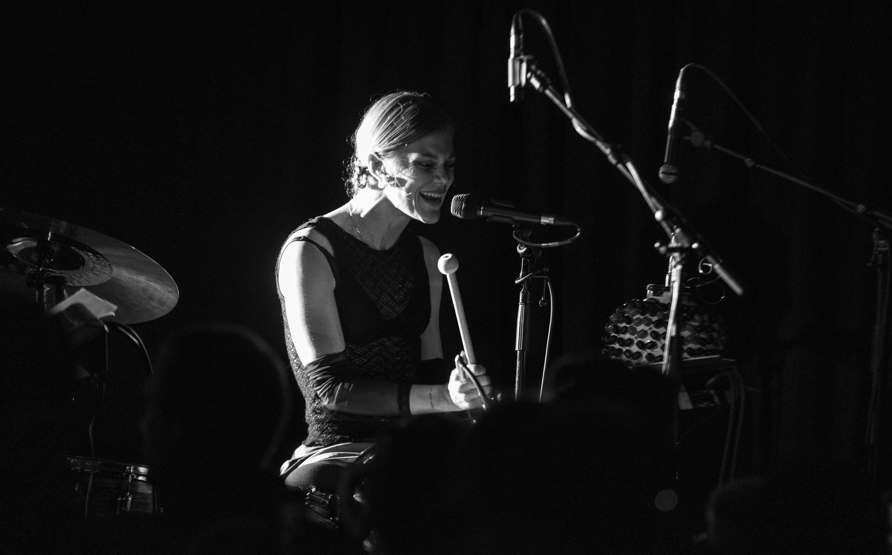 TRIXIE WHITLEY © Jurgen Remmerie