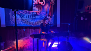 HEAD ON STONE © Anthony Vancoillie