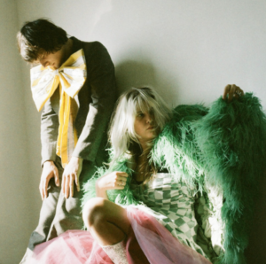 LOU K & EDOUARD VAN PRAET © Coverart/Spotify