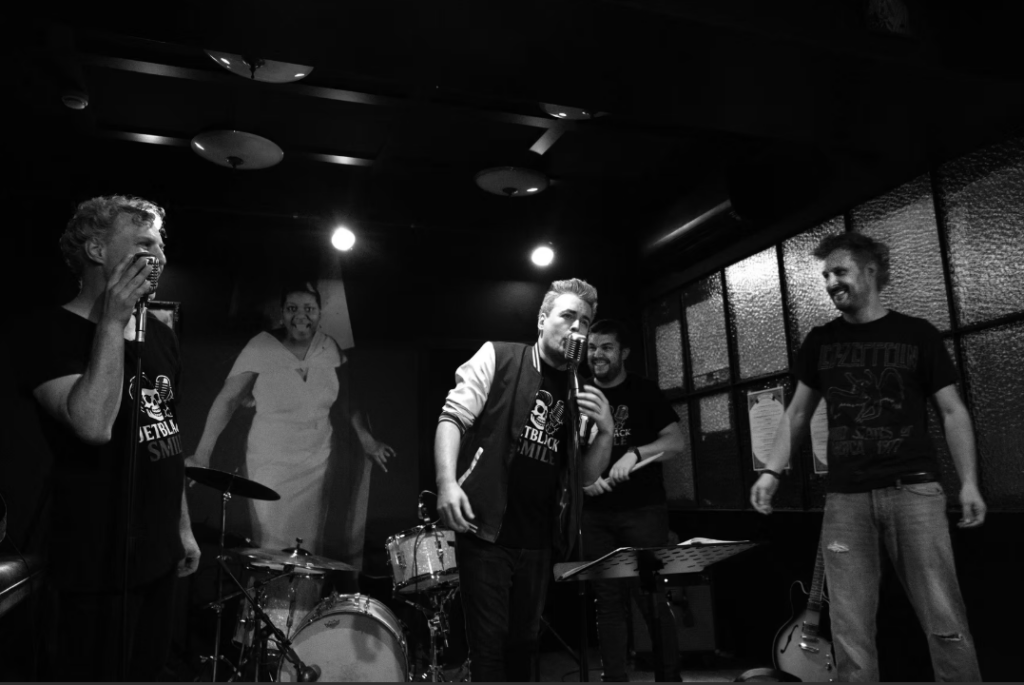 JETBLACK SMILE © JETBLACK SMILE