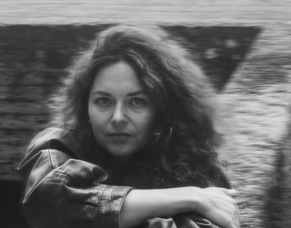 LENI © Jef Van Der Burght