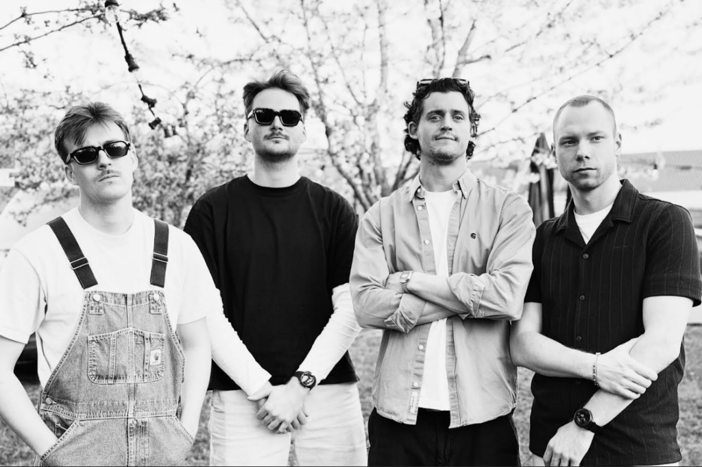 MY LENNIS © Promopic-My Lennis